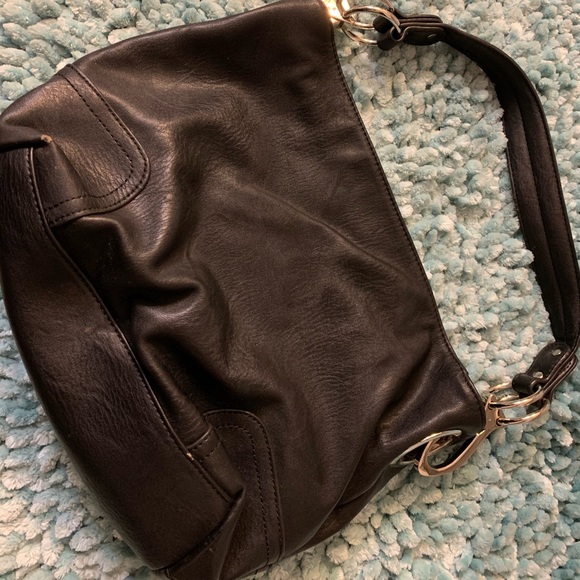 Pretty Black Purse - Picture 1 of 5